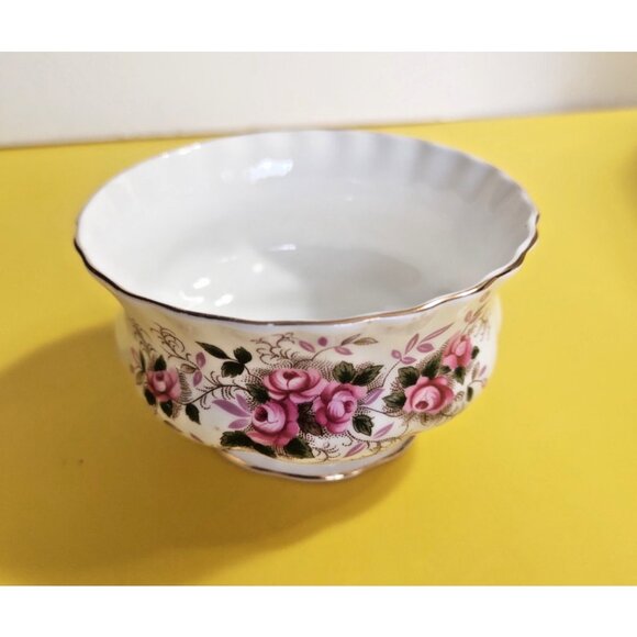 Royal Albert Lavender Rose Cream & Sugar Bowl Set Like New - Picture 10 of 16